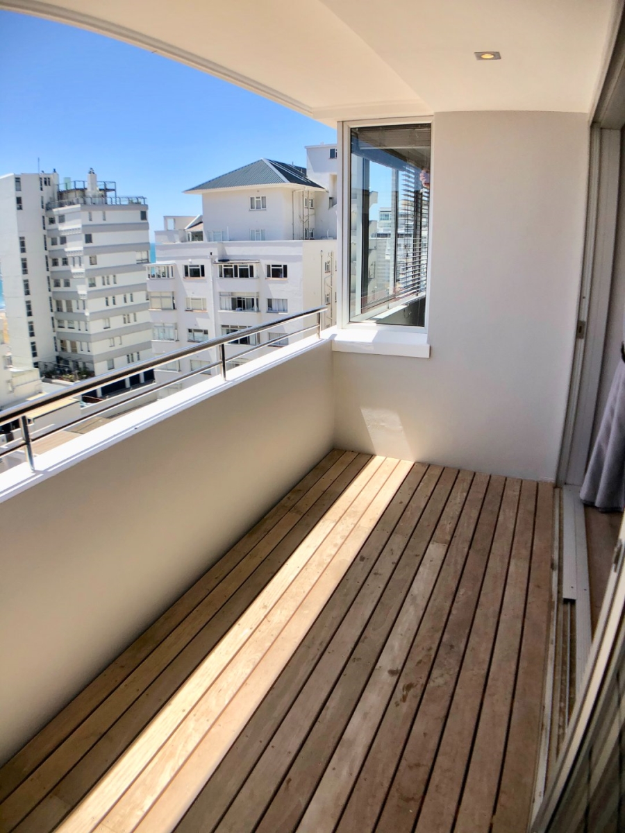 2 Bedroom Property for Sale in Sea Point Western Cape